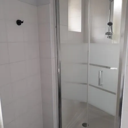 Apartment L'indus T2--hyper Centre--tout Confort--clim--wifi